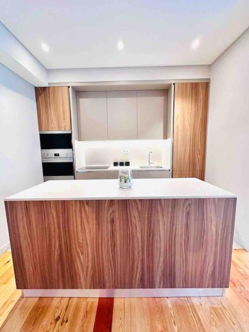 Lisbon Marques De Pombal Top Flat Great Locations City Center B Exteriér fotografie