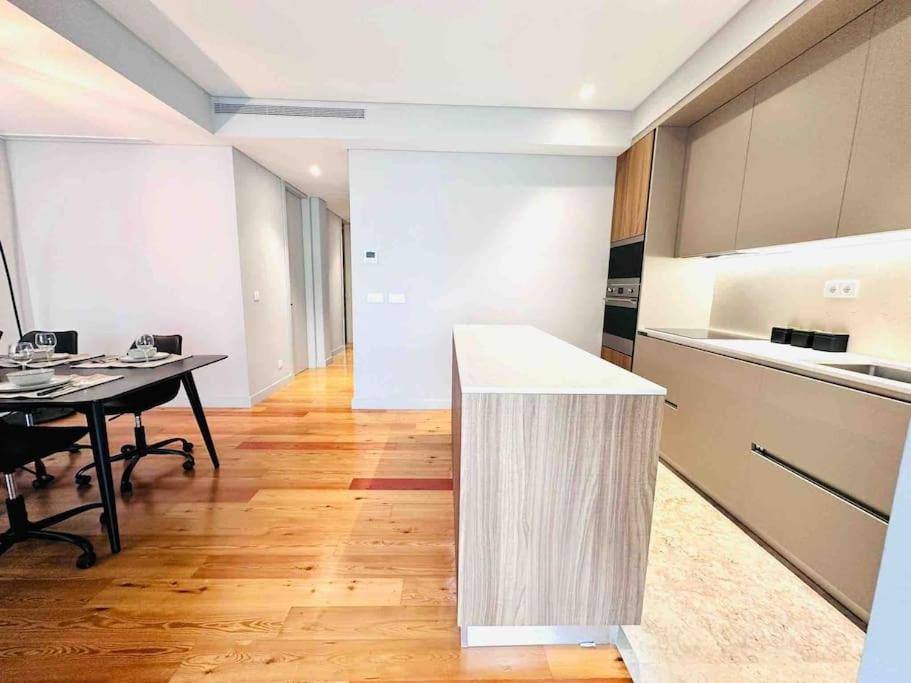 Lisbon Marques De Pombal Top Flat Great Locations City Center B Exteriér fotografie