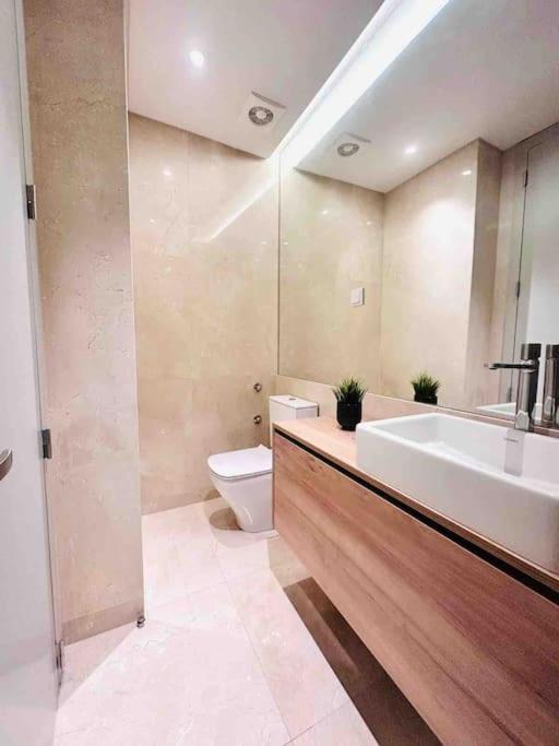 Lisbon Marques De Pombal Top Flat Great Locations City Center B Exteriér fotografie